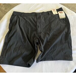 NWOT Wrangler Men's  10'' Inseam Flex Performance Zip Cargo UPF 50 Shorts Sz 46